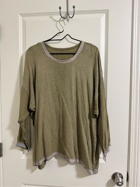 Relaxed Olive Green Women's Long Sleeve Top